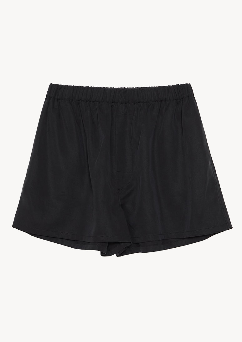 Alma Shorts - Black (a) Alma Tencel Shorts - Black - Sea You Soon