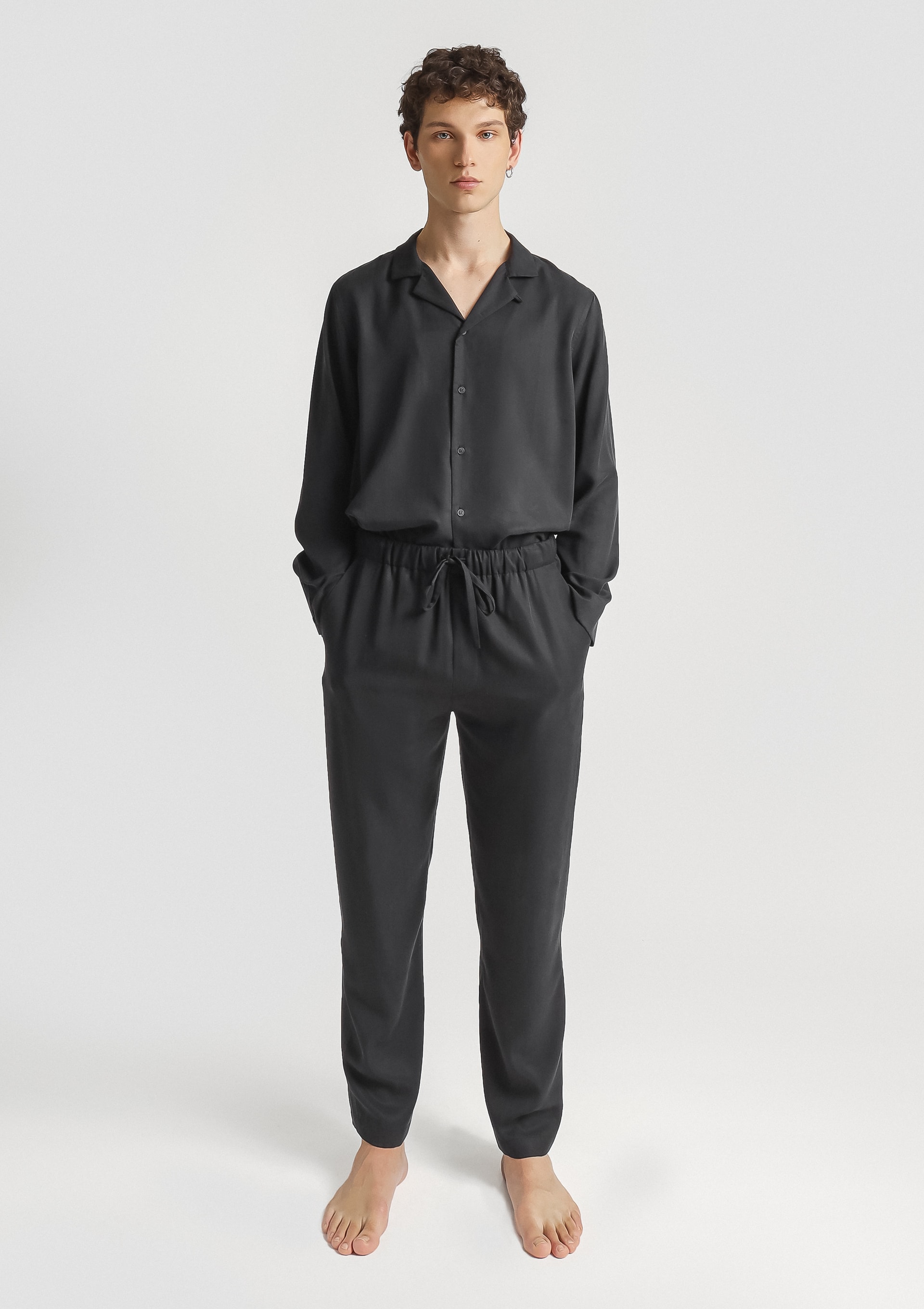 Man L. Sleeve&Trousers - Black (a) Alma Tencel Unisex Long Sleeve Shirt - Black - Sea You Soon