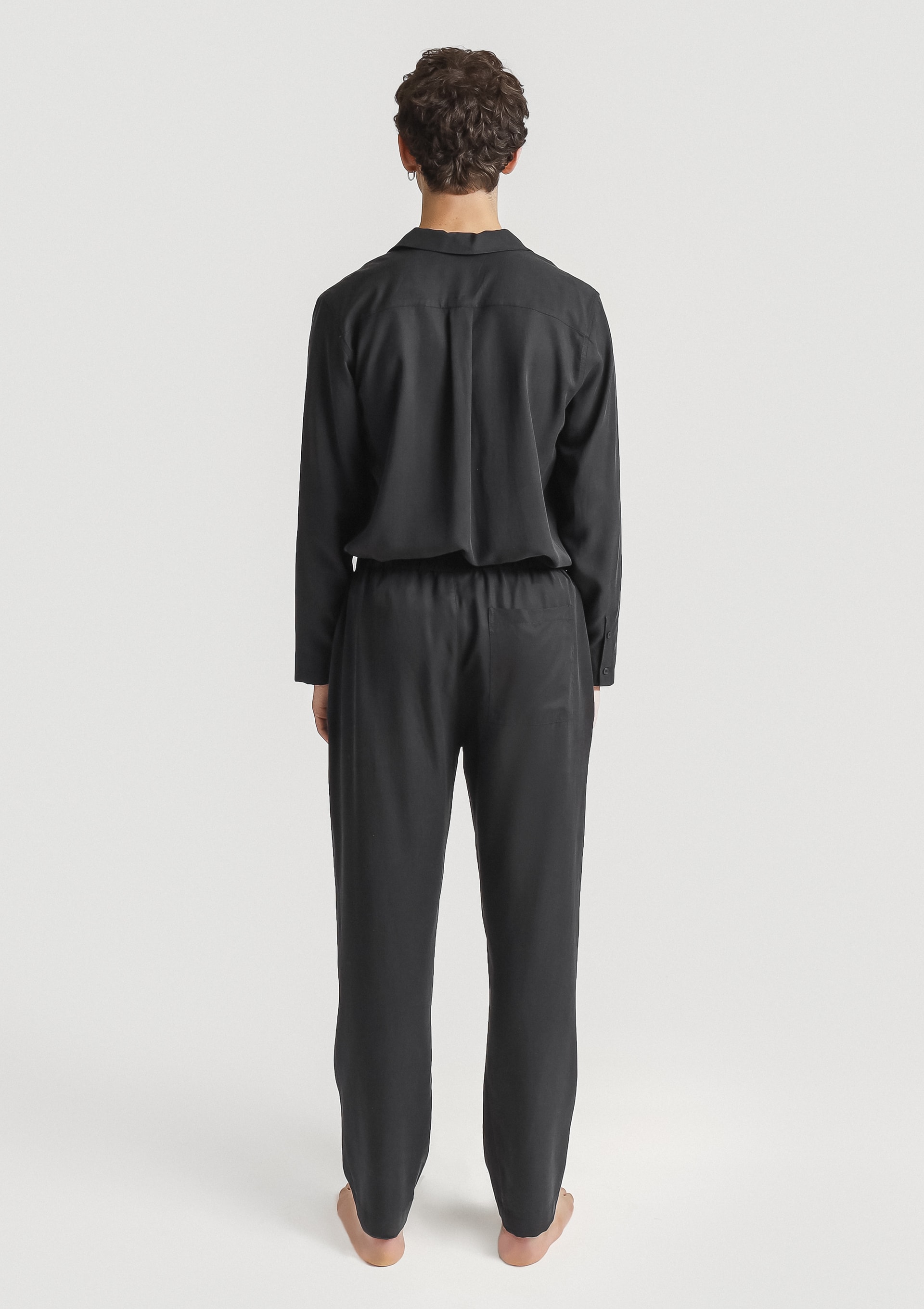 Man L. Sleeve&Trousers - Black (c) Alma Tencel Unisex Long Sleeve Shirt - Black - Sea You Soon