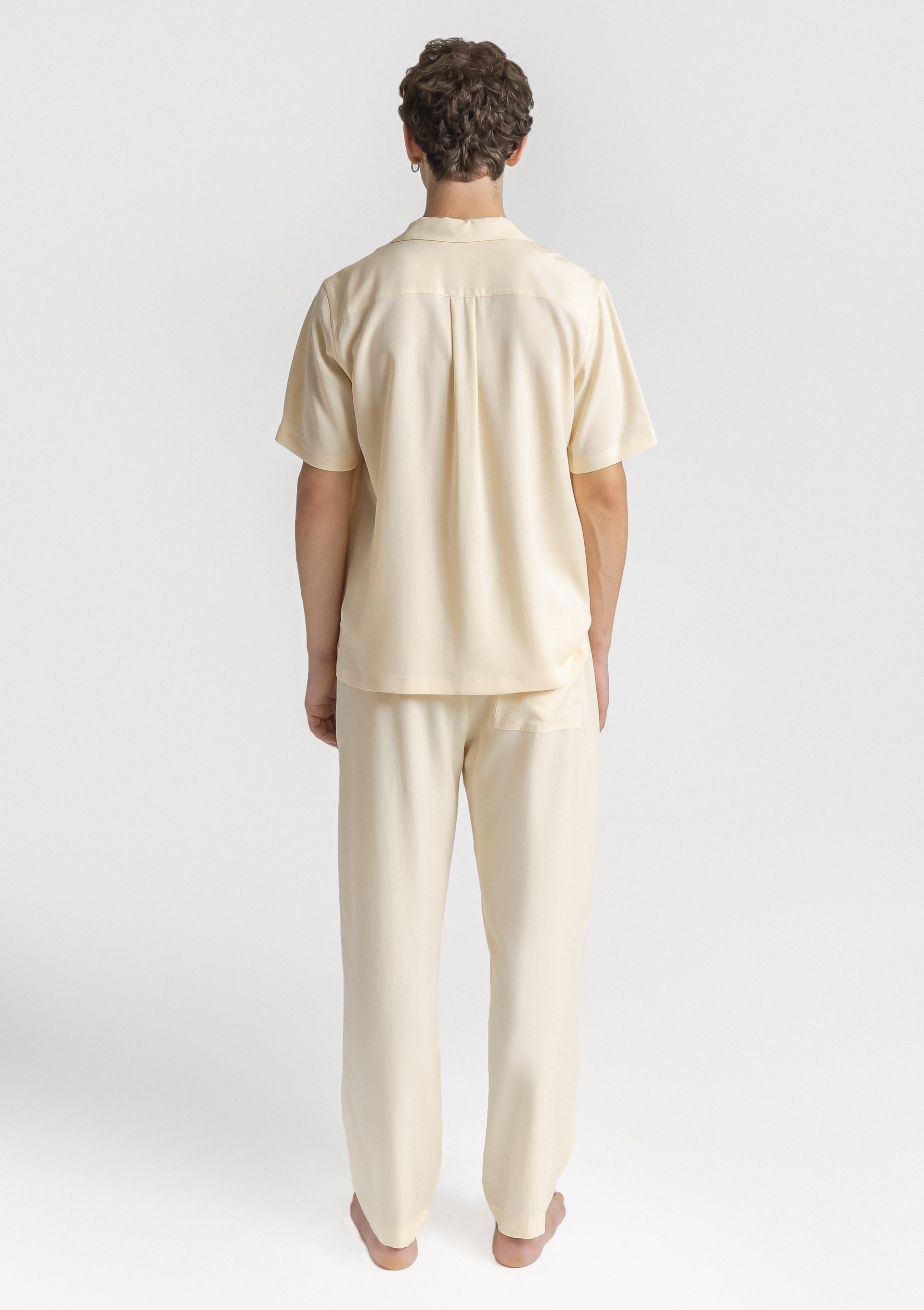 Man S. Sleeve&Trousers - Cream (c) Alma Tencel Unisex Short Sleeve Shirt - Cream - Sea You Soon