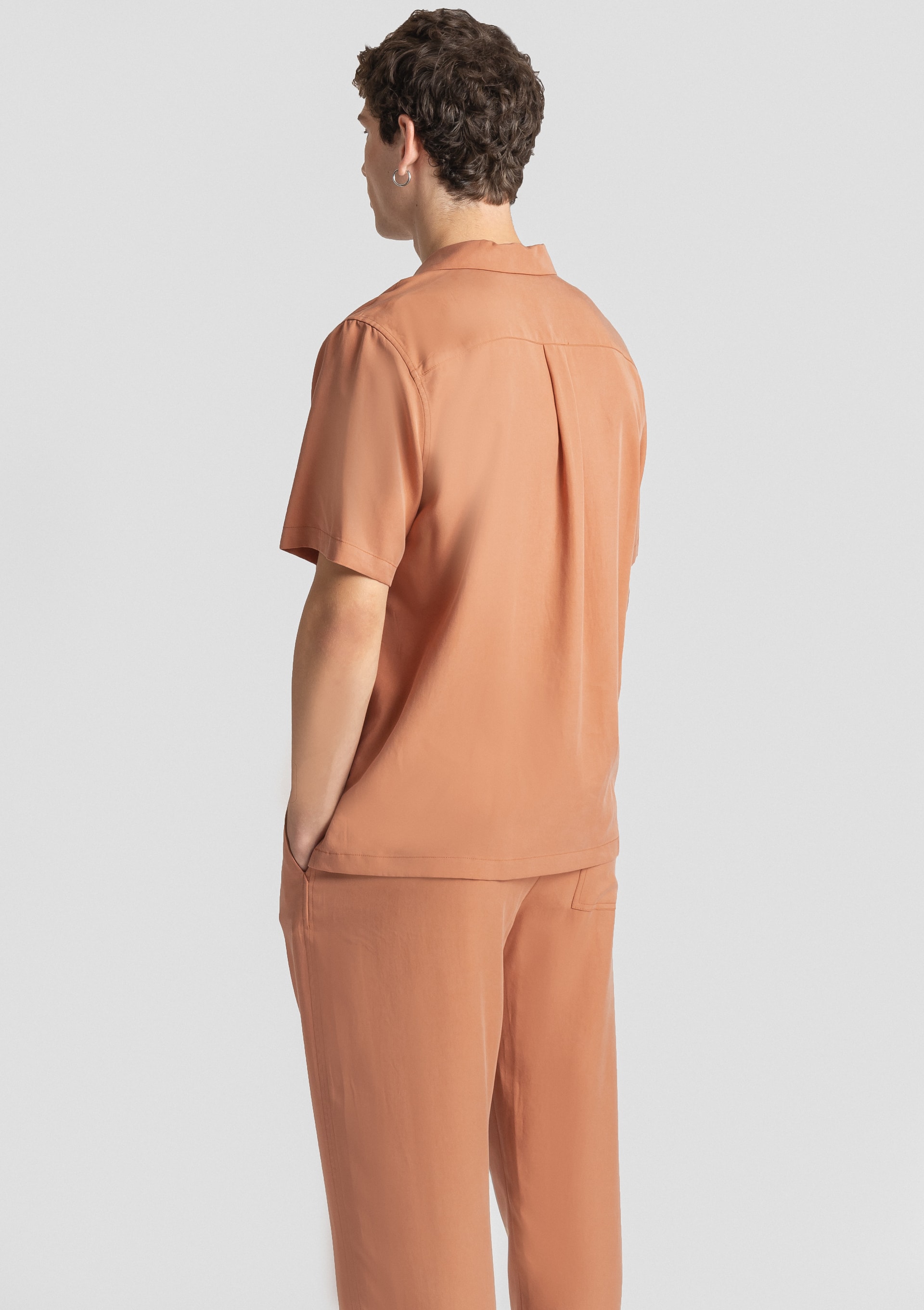 Man S. Sleeve&Trousers - Nude (d) Alma Tencel Unisex Short Sleeve Shirt - Nude - Sea You Soon