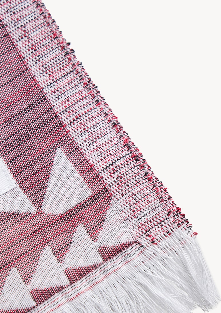 zipolite-jacquard-beach-towel-cherry (d) zipolite-jacquard-beach-towel-cherry (d)