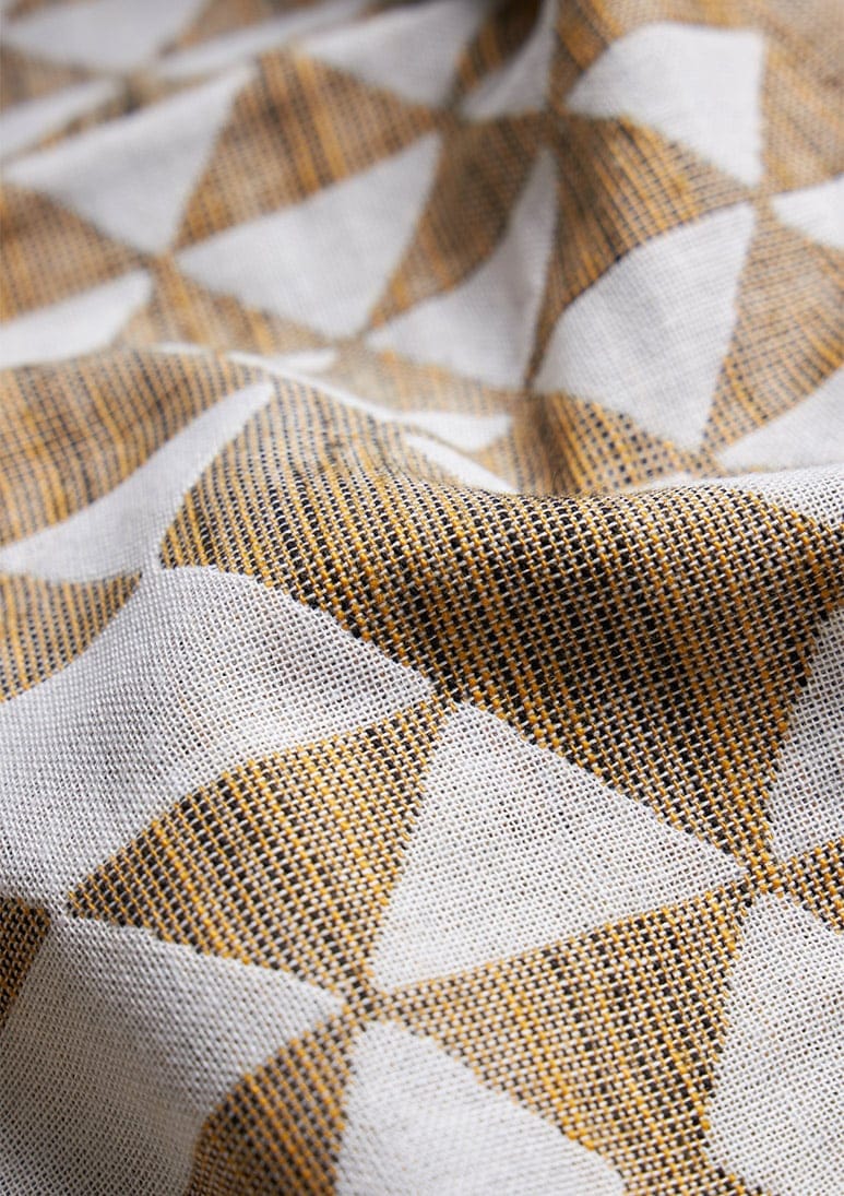 zipolite-jacquard-beach-towel-mustard (c) zipolite-jacquard-beach-towel-mustard (c)