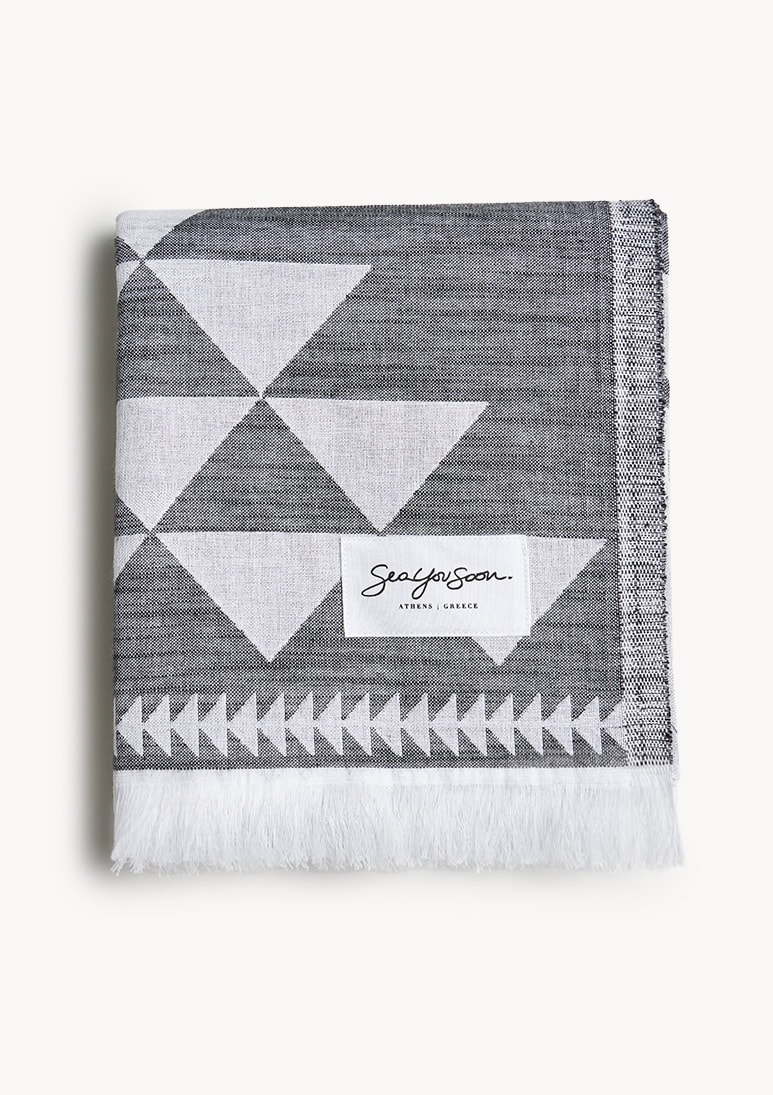 mallorca-jacquard-beach-towel-black (b) mallorca-jacquard-beach-towel-black (b)