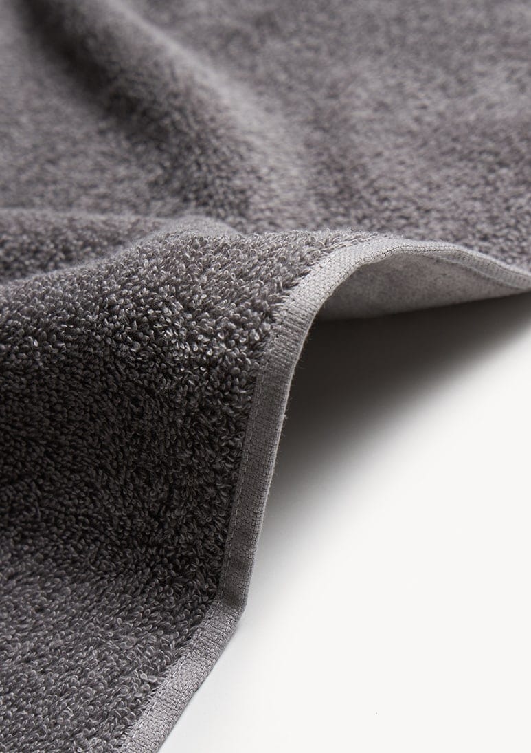 belle-ile-beach-towel-light-grey (d) belle-ile-beach-towel-light-grey (d)