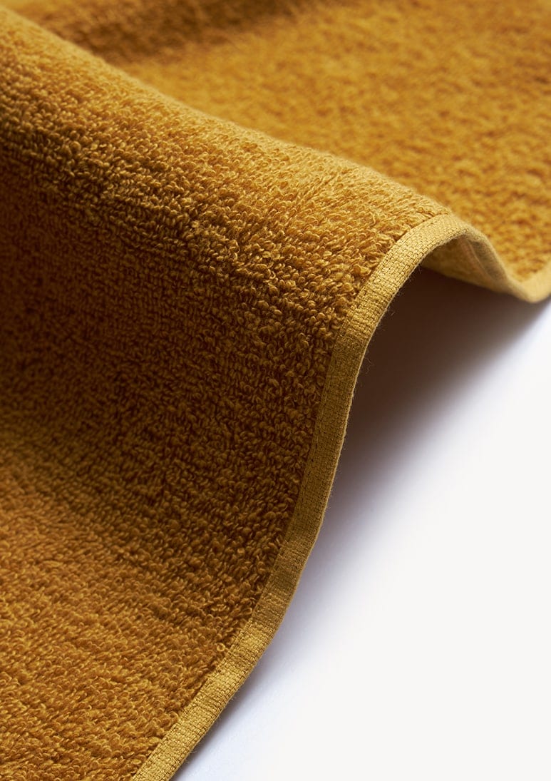 belle-ile-beach-towel-mustard (d)