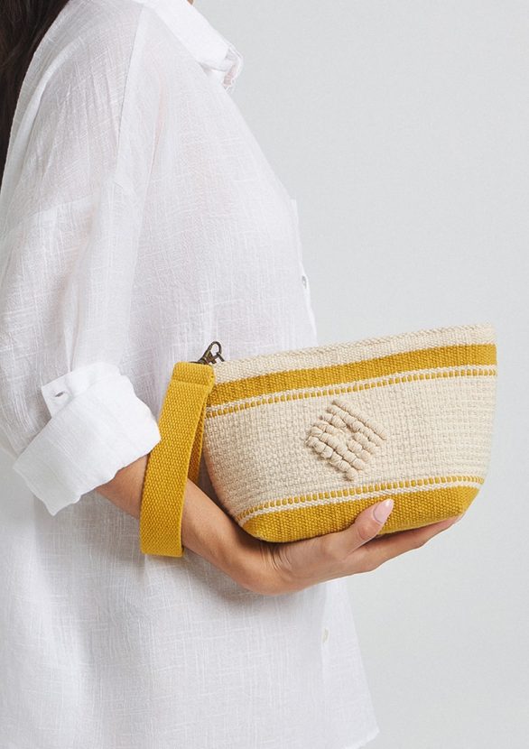 manu-mini-clutch-mustard (d)