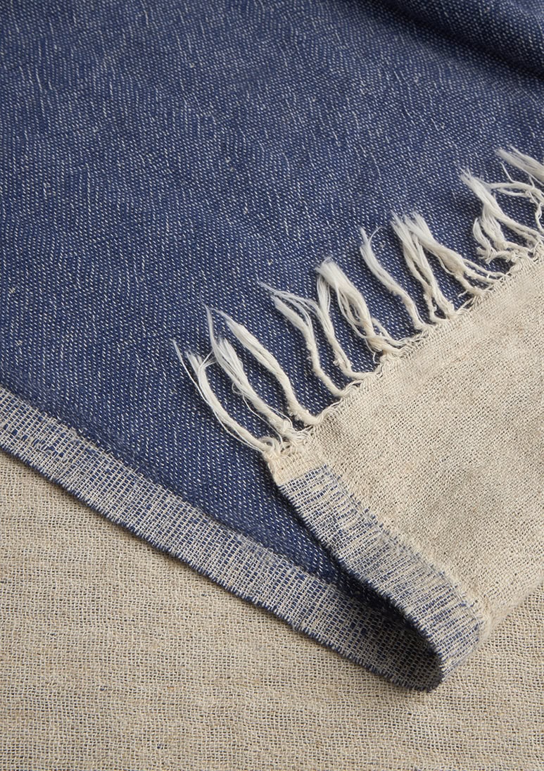 mare-linen-beach-towel-navy-blue (c) Mare Linen Towel - Navy Blue - Sea You Soon
