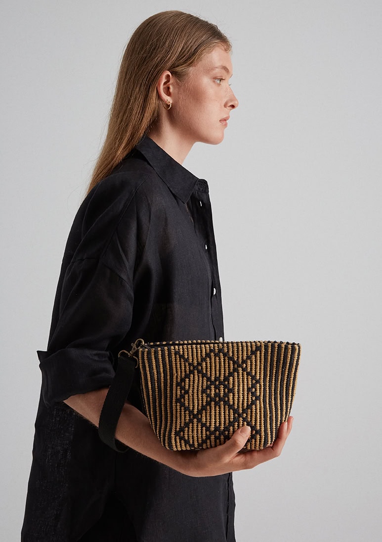 recco-mini-clutch-black (e) Recco Mini Clutch Bag - Black - Sea You Soon