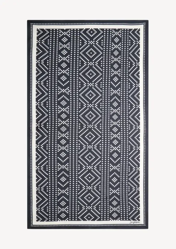 Camita Pareo - Black