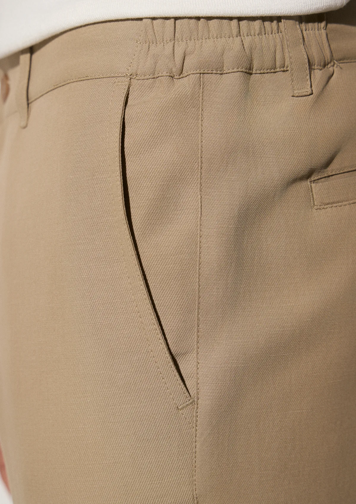 lorain-lyocell-shorts-taupe-back Lorain Lyocell Shorts - Taupe - Sea You Soon