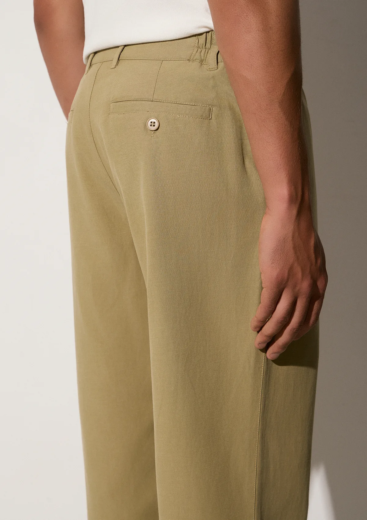 lunaro-lyocell-trousers-olive-lifestyle-side Lunaro Lyocell Trousers - Olive - Sea You Soon