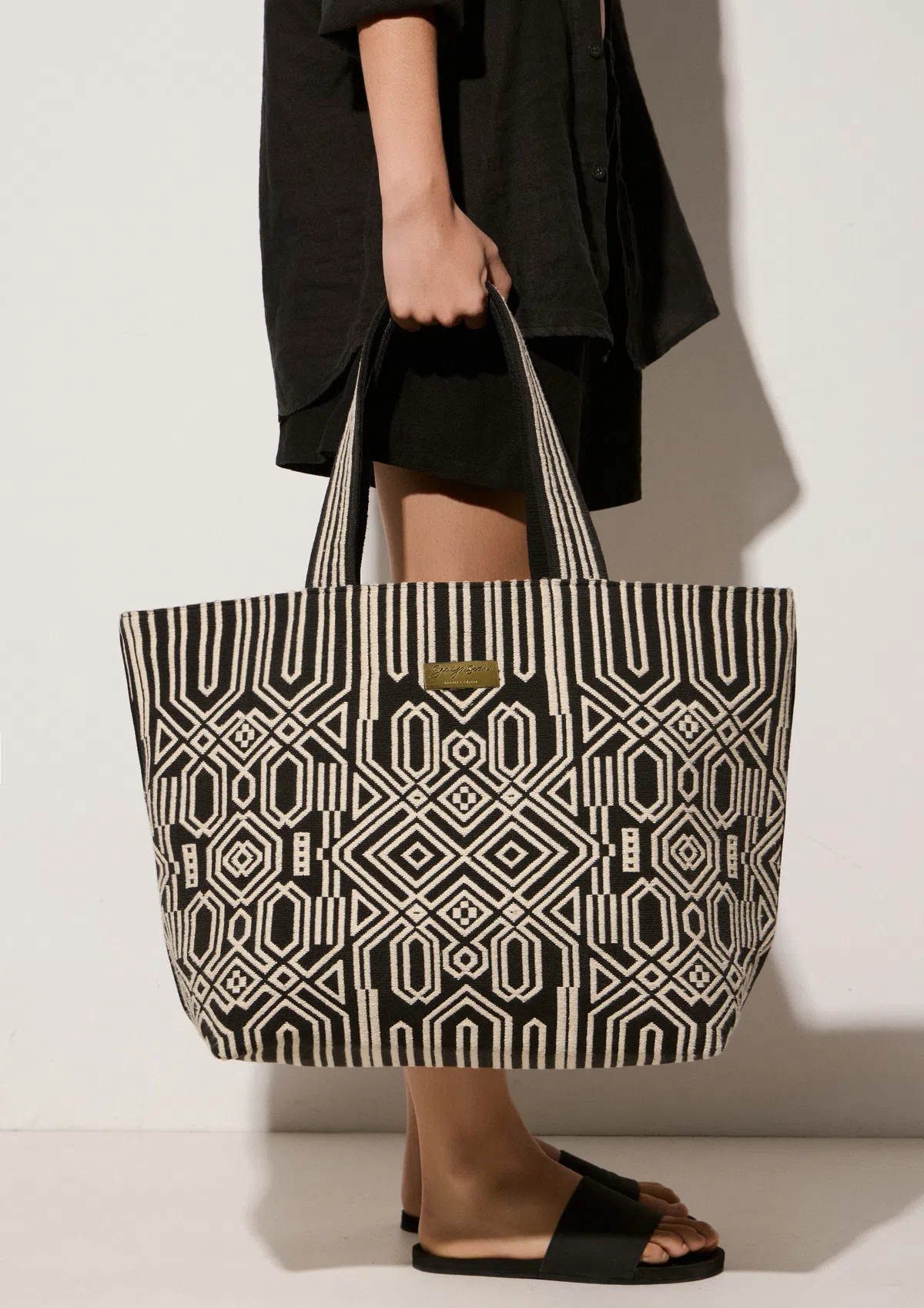 Romina Tote Bag - Black - Sea You Soon