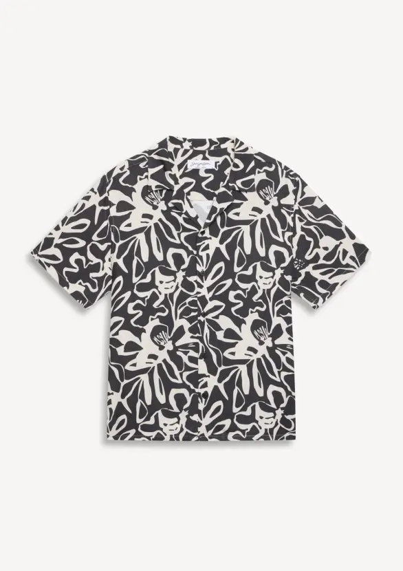 Saporo TENCEL™ short sleeve shirt in Black, front view on white background by Sea You Soon