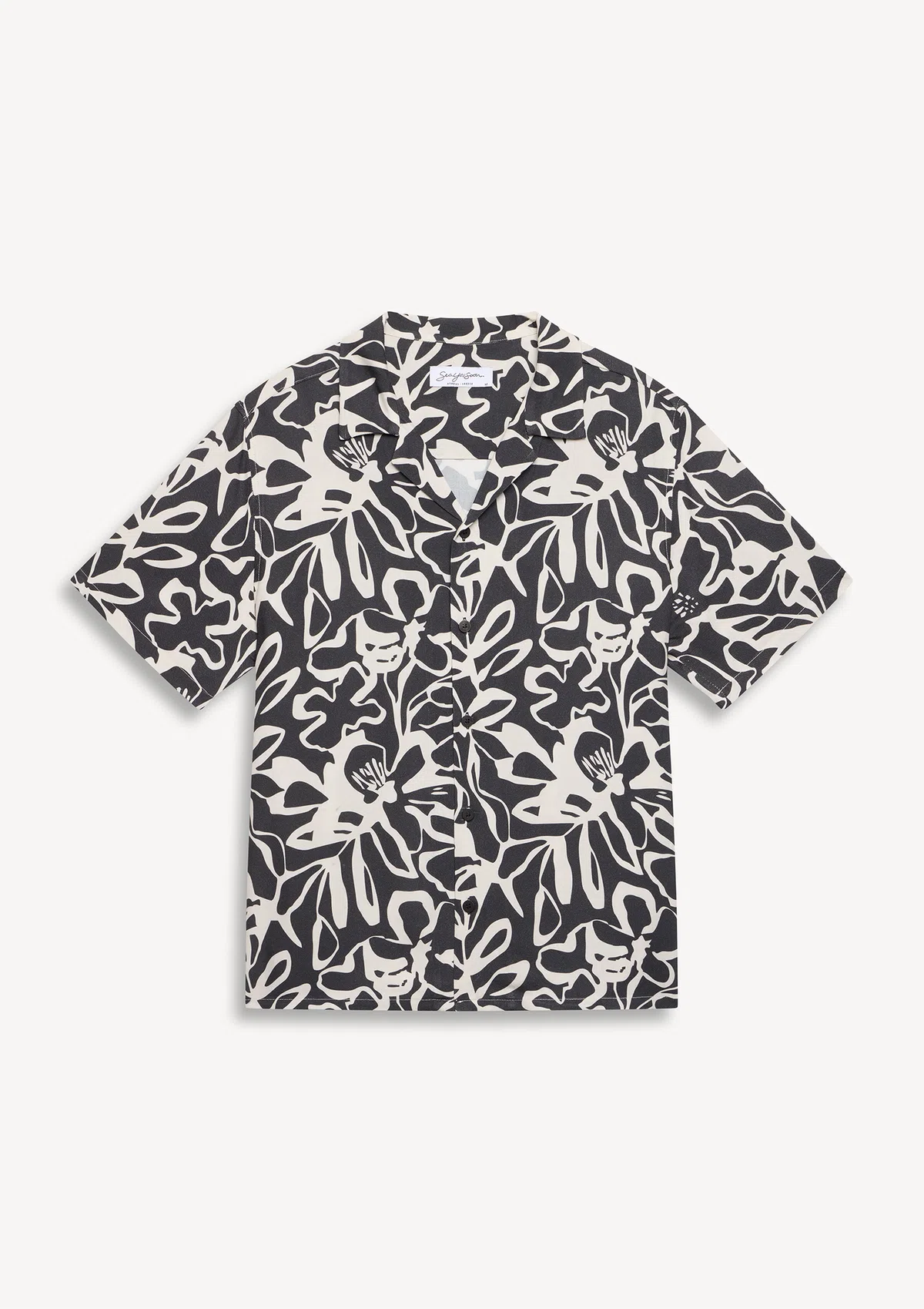saporo-tencel-shirt-black-front Saporo TENCEL™ short sleeve shirt in Black, front view on white background by Sea You Soon