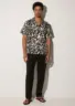saporo-tencel-shirt-black-lifestyle-front Additional angle of Saporo TENCEL™ short sleeve shirt in Black on white background