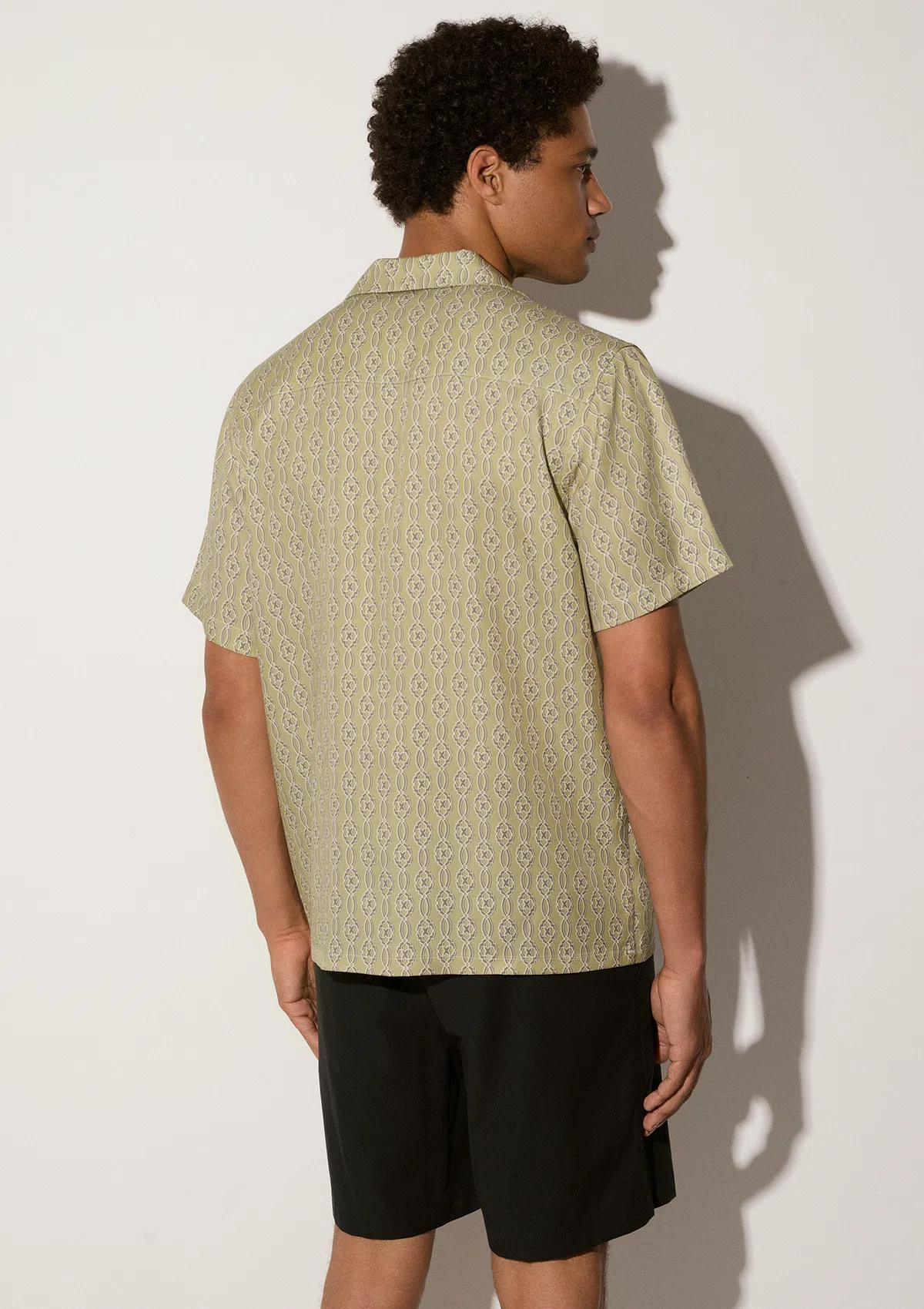 tamuda-tencel-shirt-pale-olive-back Tamuda TENCEL™ TENCEL™ shirt back side in Pale Olive, studio shot by Sea You Soon, Made in Greece